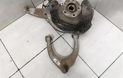 BMW 5 G30 G31 G38 Front wheel bearing hub 31216858213