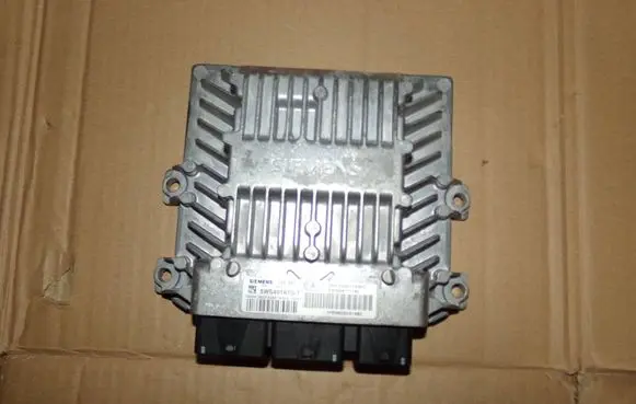 Peugeot 407 Engine control unit/module ECU 5WS40167G-T