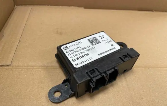 Chevrolet Camaro Parking PDC control unit/module 84231141
