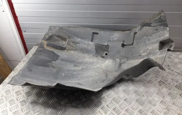 Mercedes-Benz GL X166 Front wheel arch liner splash guards A1668847722