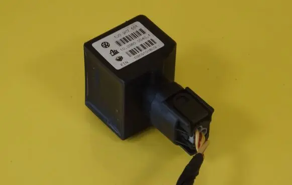 Volkswagen Golf IV ESP acceleration yaw rate sensor 1J0907651