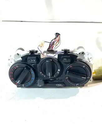 Nissan NV200 Climate control unit T1009326Z