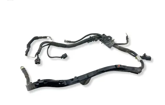 Audi Q7 4M Positive cable (battery) 4M0971228BE
