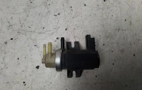 Citroen C5 Turbo solenoid valve 70163300