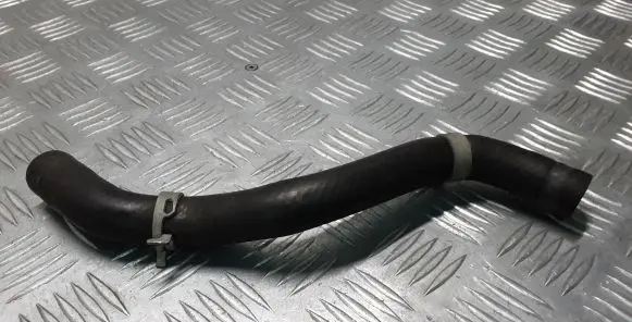Toyota Yaris XP210 Engine coolant pipe/hose