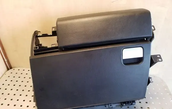 Land Rover Range Rover Sport L320 Glove box FFB000292XXX