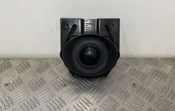 Chrysler Pacifica Distronic sensor radar 68226359AI