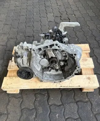 Volkswagen Polo V 6R Manual 5 speed gearbox MNY