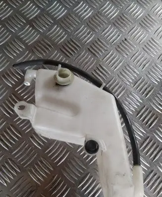 Honda Civic Windshield washer fluid reservoir/tank 19141RSRE0