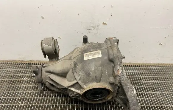 Mercedes-Benz E W212 Rear differential 2123508303