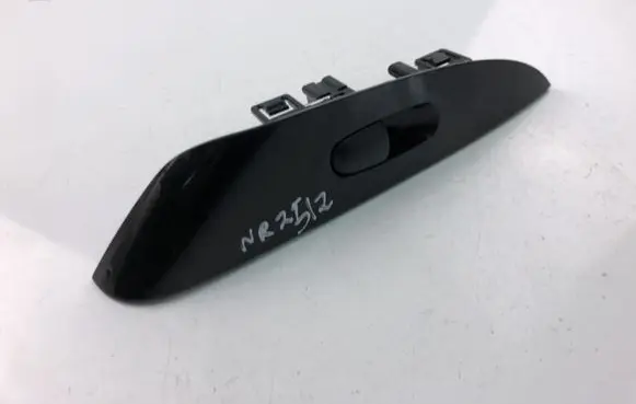 Nissan Leaf I (ZE0) Electric window control switch 829603NL0A