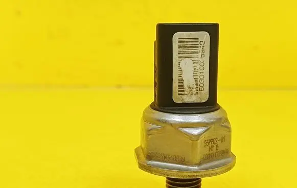 Ford Focus C-MAX Fuel pressure sensor 55PP0201