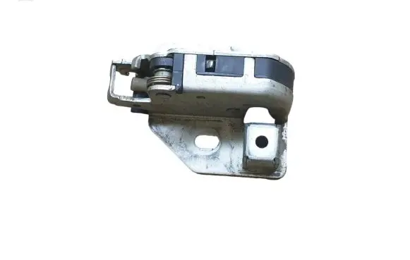 Loading door lock