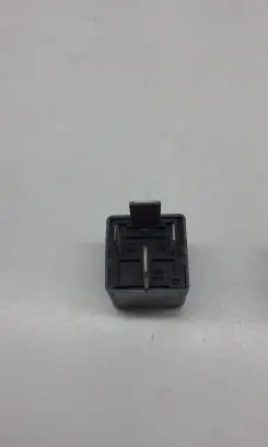 Audi A4 S4 B5 8D Other relay 8D0951253 370