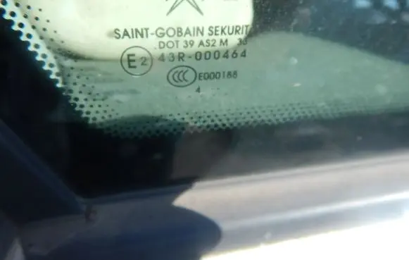 Citroen C5 Rear side window