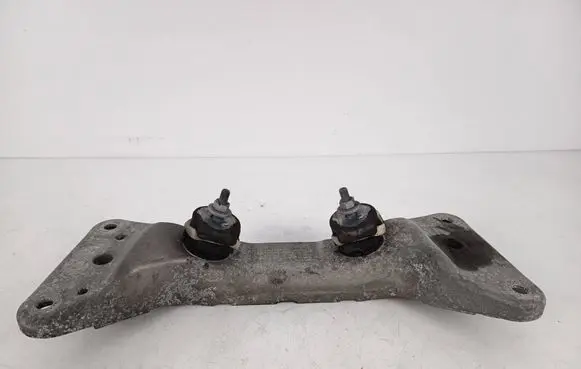 BMW 3 F30 F35 F31 Gearbox mounting bracket 6859417