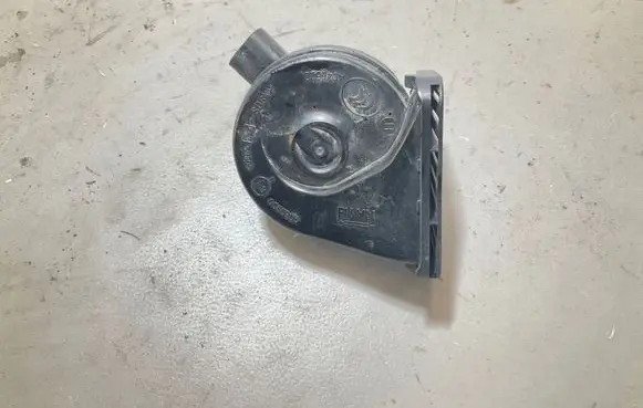 BMW 7 E65 E66 Horn signal 0055306