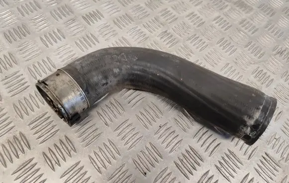 Volvo V40 Intercooler hose/pipe 31370687