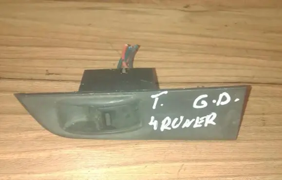 Toyota 4 Runner N120 N130 Electric window control switch 