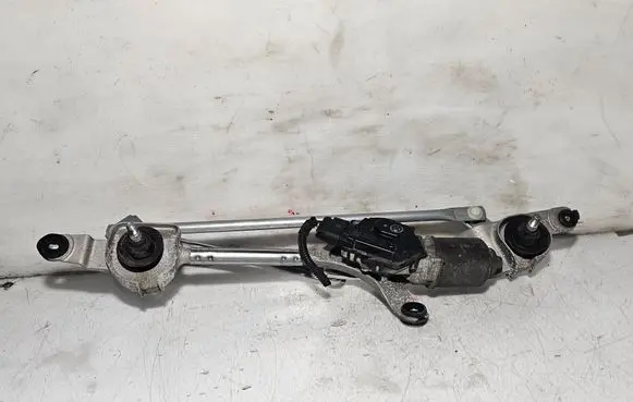 Opel Insignia A Front wiper linkage and motor 13227392