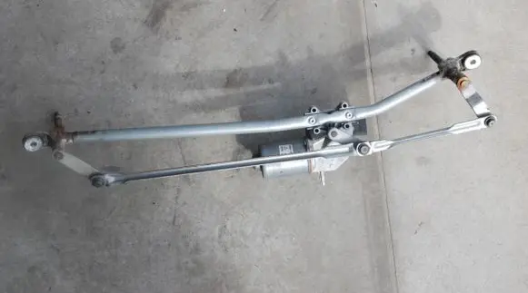 Renault Master III Front wiper linkage and motor 150KM