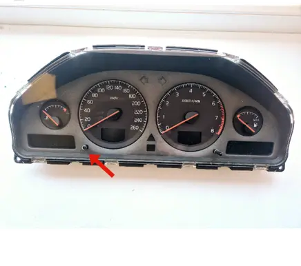 Volvo XC70 Speedometer (instrument cluster) 69294620T 9459821