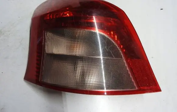 Toyota Yaris Rear/tail lights