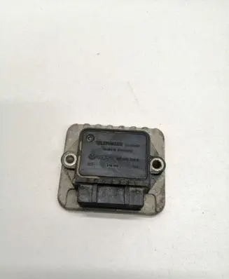 Audi 80 90 B3 Ignition amplifier control unit 191905351B