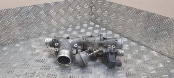 Jaguar XJ X351 EGR valve 1043806S02