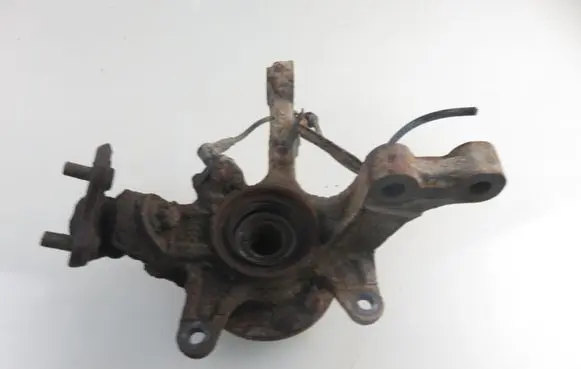 Toyota RAV 4 (XA10) Front wheel hub spindle knuckle 