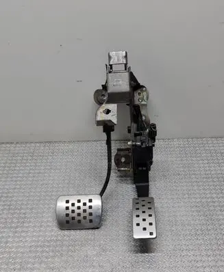 Renault Captur Pedal assembly 180026380R 6PV00997811 24042016
