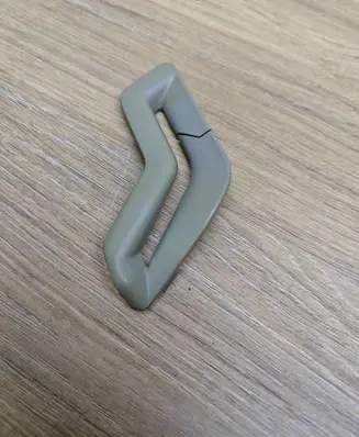 Volvo XC90 Seat belt trim 