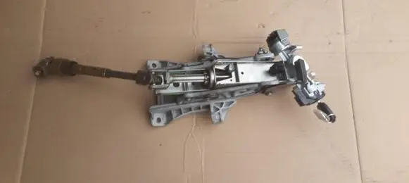 Ford Focus Steering wheel axle