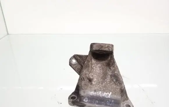 Audi A6 S6 C5 4B Engine mounting bracket 4B0199308