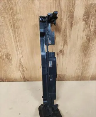 Mercedes-Benz GLC X253 C253 Radiator mount bracket A0995041700
