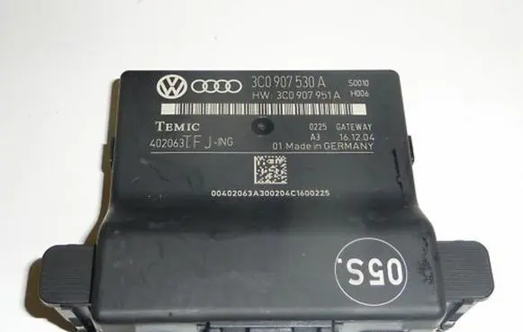 Volkswagen Touran I Gateway control module 1K0907530A 40243