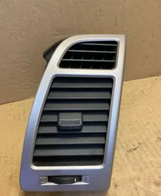 Hyundai i20 (PB PBT) Dashboard side air vent grill/cover trim 974801J000