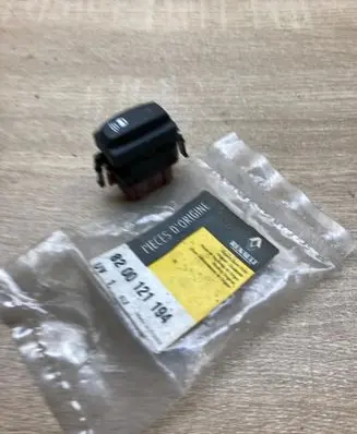 Renault Espace IV Alarm switch 8200121194 26488