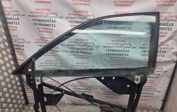 Audi A3 S3 8L Front door electric window regulator 8L3837841