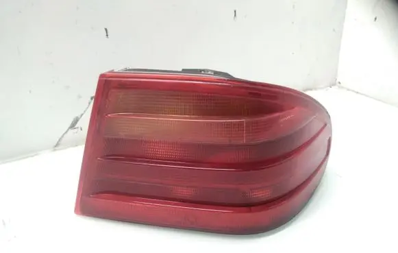 Mercedes-Benz E W210 Rear/tail lights A2108204464