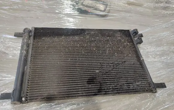 Volkswagen Golf VII A/C cooling radiator (condenser) 5Q0816411BC