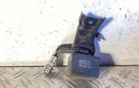 Lexus RX 450H Other relay 8651648020