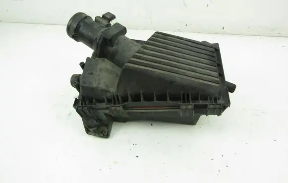 Audi A3 S3 8L Air filter box 