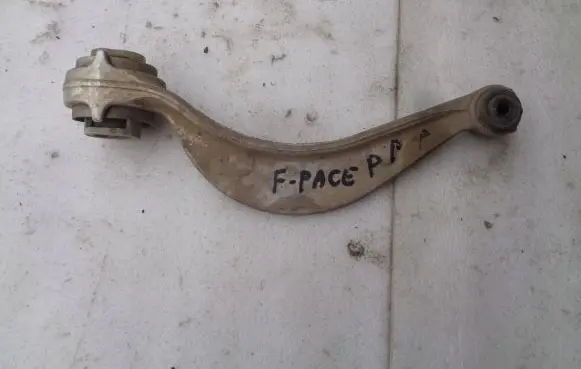 Jaguar F-Pace Front lower control arm/wishbone 1564544954