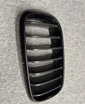 BMW X6 F16 Front bumper upper radiator grill 7316075 7316057 7316053