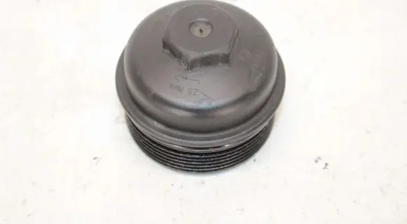 Volkswagen Golf V Oil filter cover 03C115403E