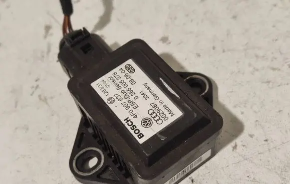 Audi A4 S4 B7 8E 8H ESP acceleration yaw rate sensor 4F0907637 0029087 0265005278