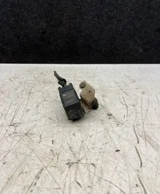 BMW 5 E60 E61 Headlight/headlamp level sensor 1093697