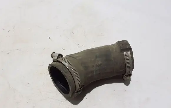Porsche Macan (95B) Intercooler hose/pipe 95B145737A