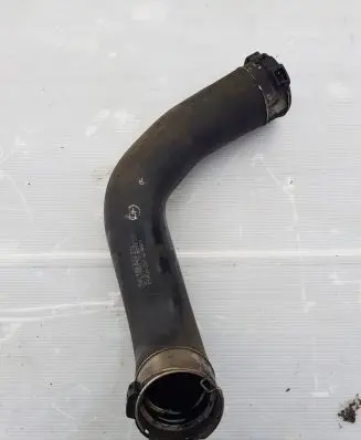 Mercedes-Benz ML W164 Intercooler hose/pipe A1645282482